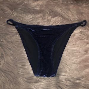 triangl velvet bikini